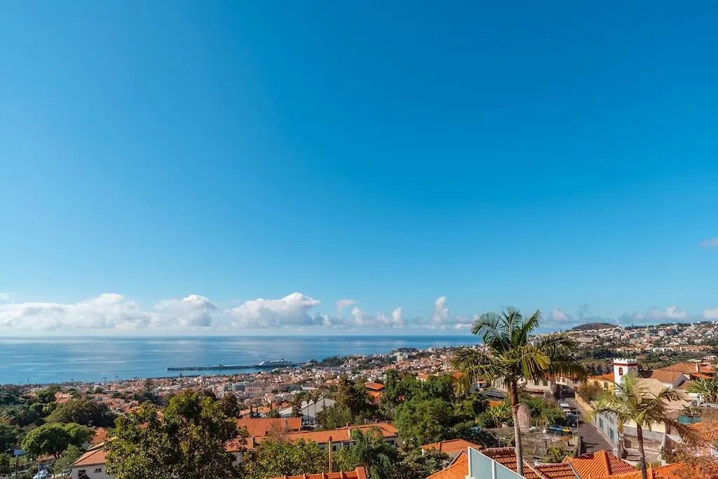 Villa Oasis Sea View - 3 Bedrooms Funchal  Portugal